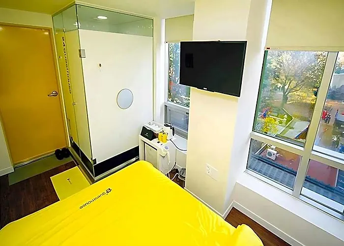 Hostel 24 Hall